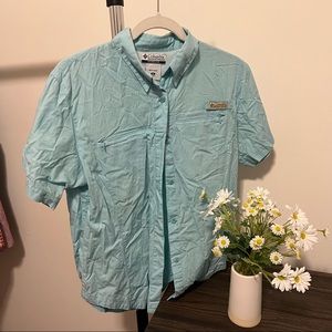Columbia Button Up